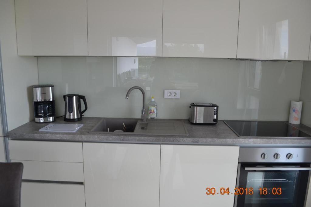 My Paradies - Njivice Penthouse*** Ngoại thất bức ảnh